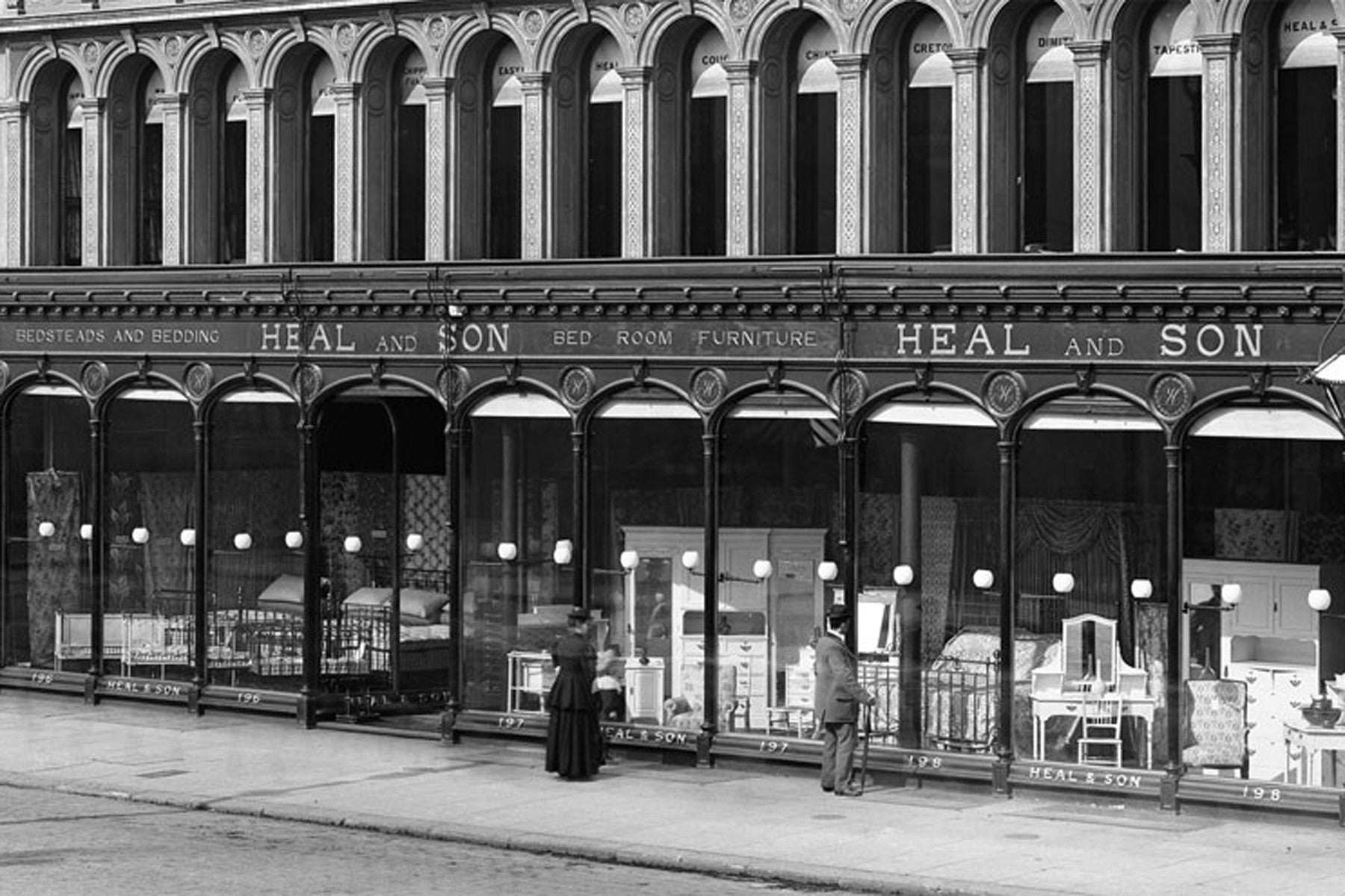 HEAL'S CONCESSION THIS CHRISTMAS