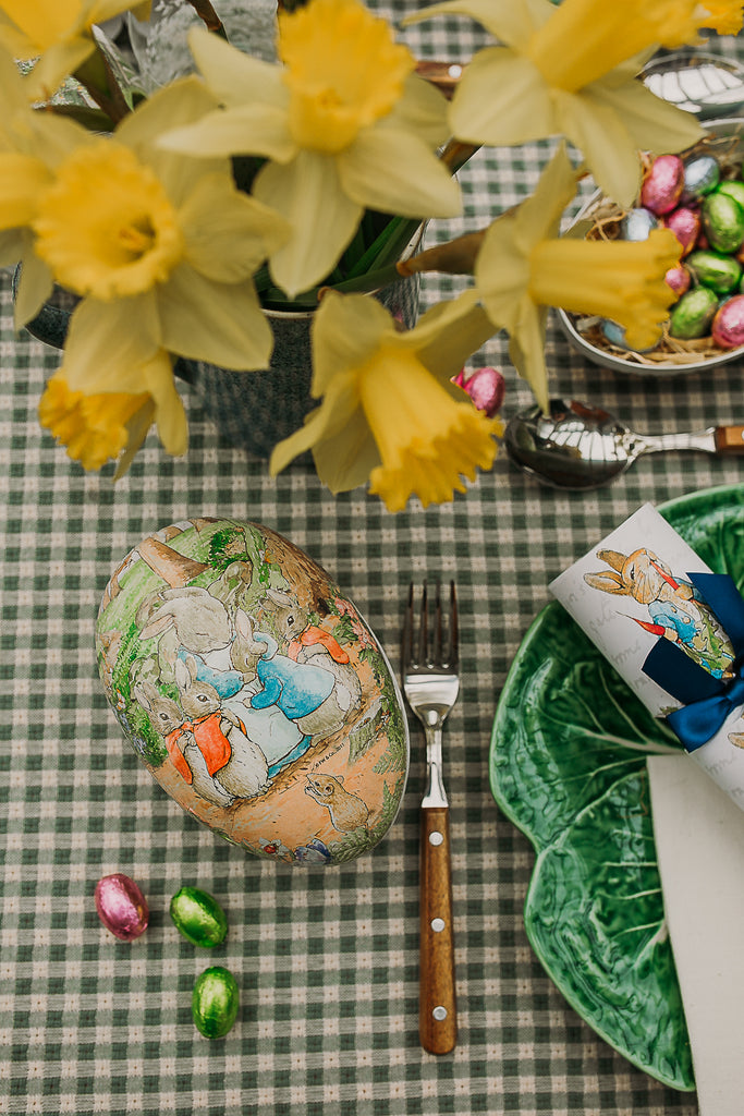 CARD EASTER EGG - BEATRIX POTTER, PETER RABBIT - AT THE SHOP