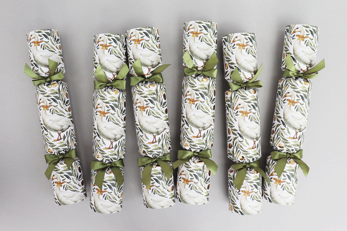 GEESE LUXURY CHRISTMAS CRACKERS