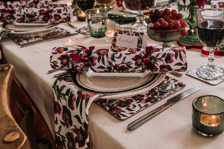 CHRISTMAS ROSE LUXURY CHRISTMAS CRACKERS