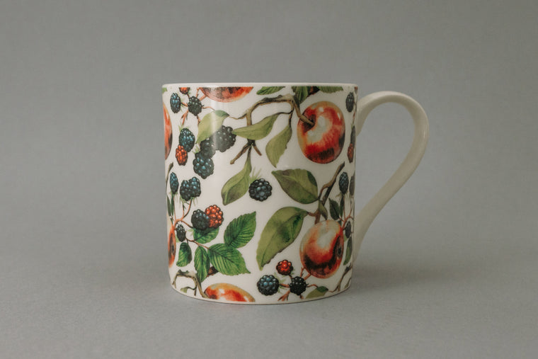APPLE & BLACKBERRY MUG - PRE-ORDER