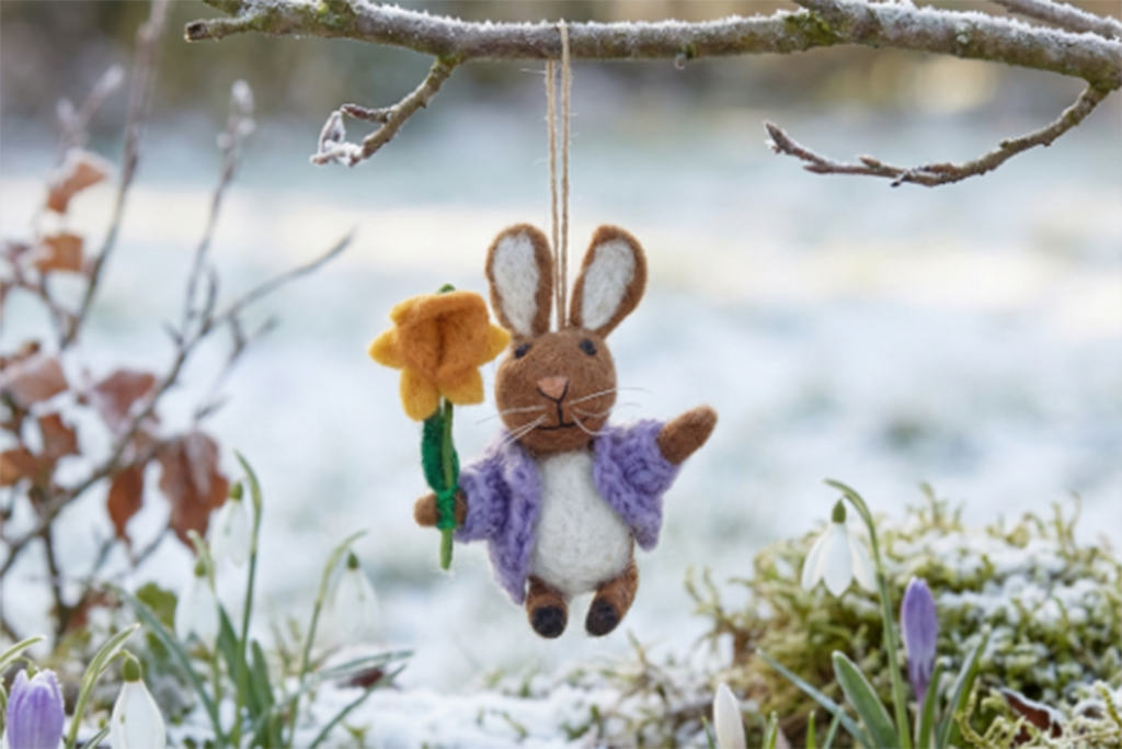 Felt Remi the Rabbit Easter with Daffodil