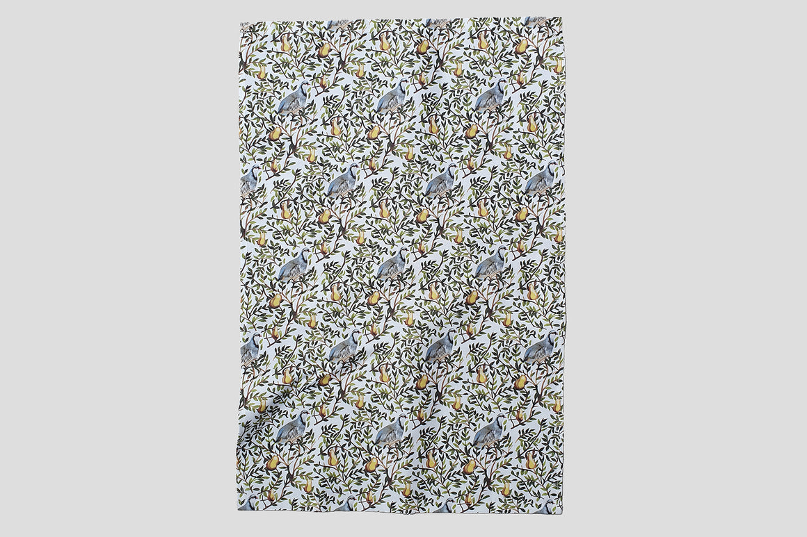 TEA TOWEL - PARTRIDGE IN A PEAR TREE