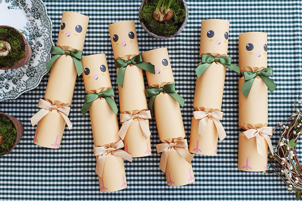 EASTER CHICK LUXURY CRACKERS