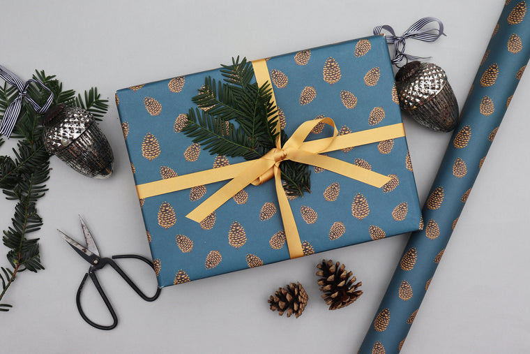 pine cone christmas xmas wrapping paper luxury gift wrap recyclable wrapping paper