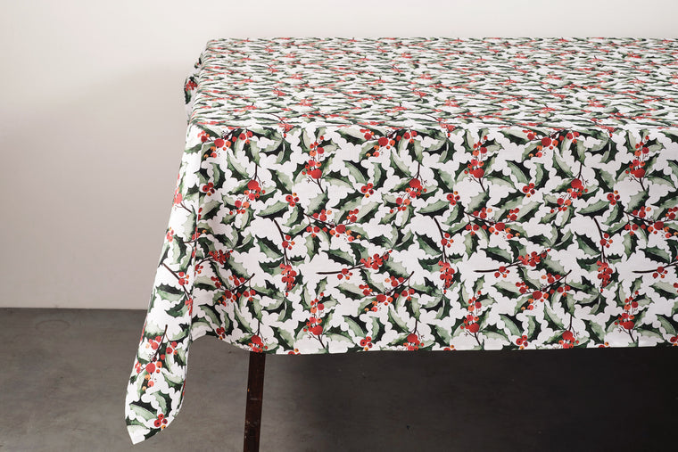 green holly cotton luxury tablecloth