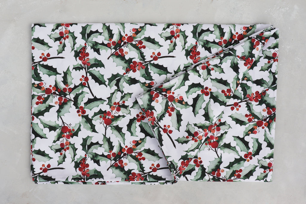 green holly cotton luxury tablecloth
